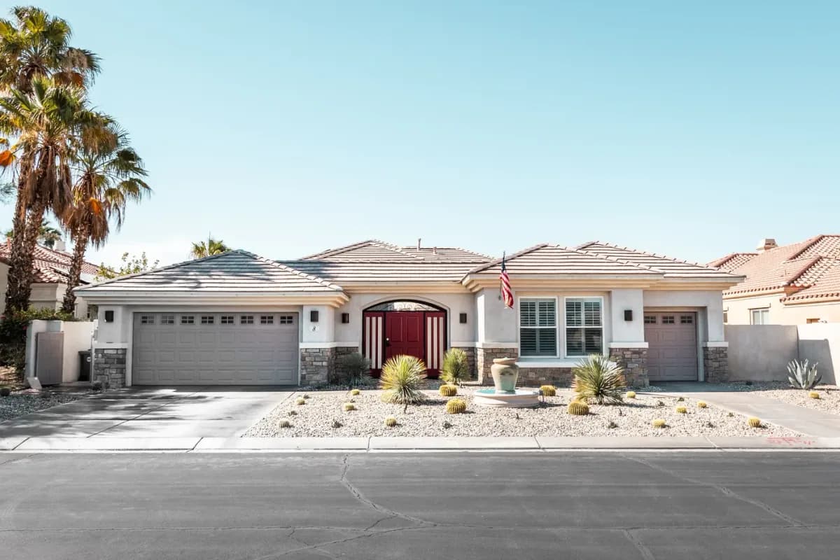 Exterior of Angel’s Haven Care at 8 Via Solana in Rancho Mirage